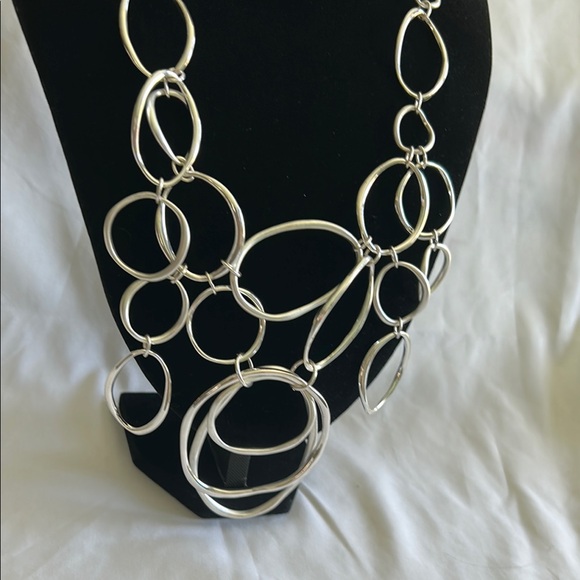 Chico's Lynette Bib Silver Tone Geometric Statement Short Necklace - Picture 7 of 9